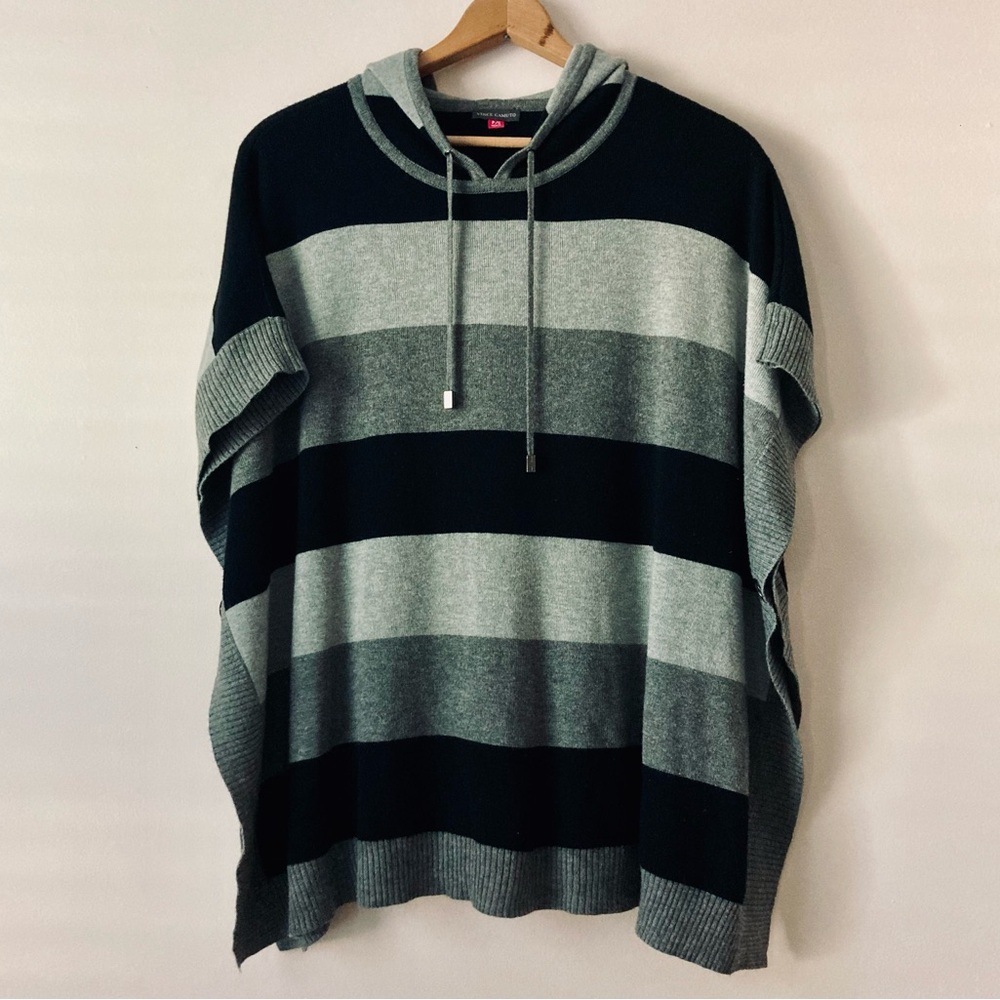 Vince Camuto Gray Black Colorblock Wool Blend Poncho Hooded Size Small